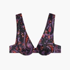 WeWoreWhat Underwire V-Neck Crop Top